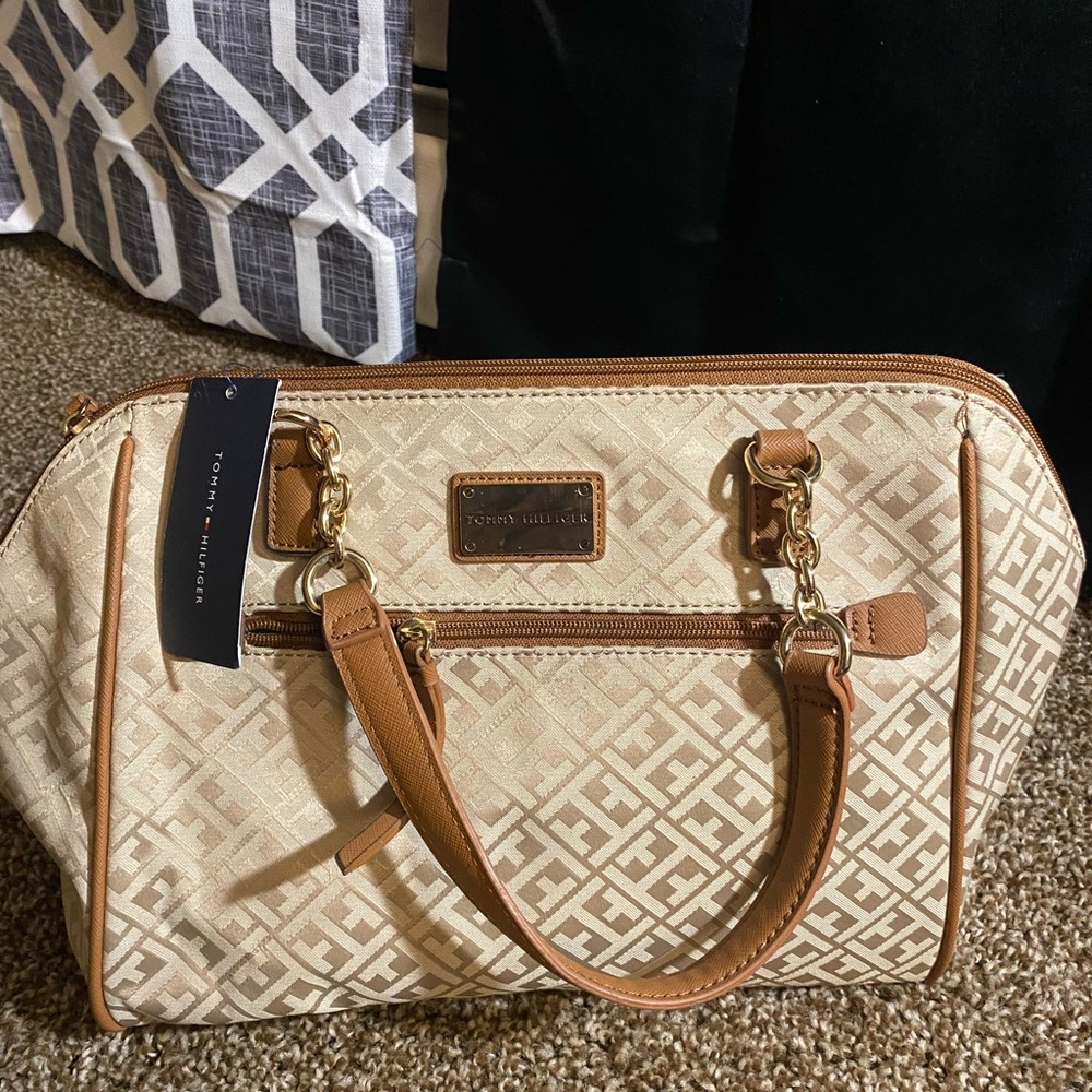 New Tommy Hilfiger bag with tags